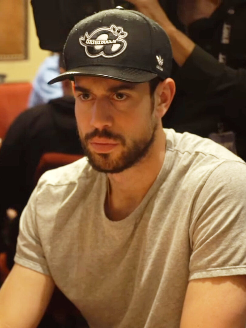 Ник Шульман, 2018. Фото: World Poker Tour, CC BY 3.0, Wikimedia Commons